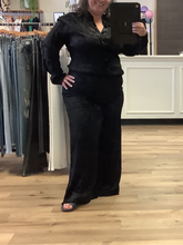 Load image into Gallery viewer, Twaina Textured Black Satin Soft Volume Wide Leg Pant