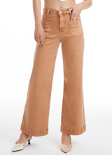 Load image into Gallery viewer, Macchiato Bayeas Jeans