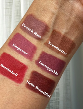 Load image into Gallery viewer, Bellame HydraSilk Lipliner