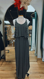 Black & white striped dress (Plus size)