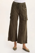 Load image into Gallery viewer, Heta Corduroy Wide-Leg Drawstring Cargo Pant
