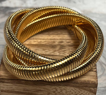 Load image into Gallery viewer, Triple cobra ribbed water resistant bracelet
