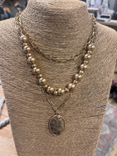Load image into Gallery viewer, Hammered Oval Pendant Necklace Set
