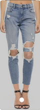 Load image into Gallery viewer, Cello High-Rise Raw-Hem Mom Jean
