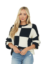 Load image into Gallery viewer, Checkered Oversized Sweater
