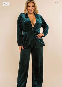 Emerald Velvet Blazer & Pant Set (Curvy Too) – Undeniably Boutique