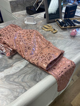 Load image into Gallery viewer, Metallic Pink Leopard Leggings
