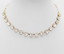 Load image into Gallery viewer, Oval Pave Rhinestone Necklace
